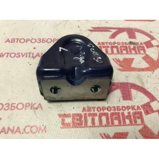 Кронштейн амортизатора ляды Opel Combo 2001-2011 91164470